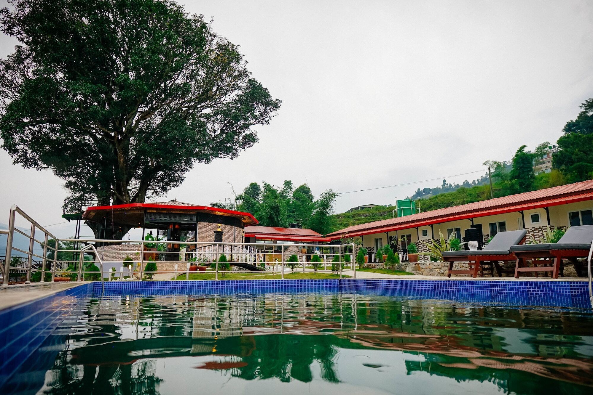 Alfanzoo Resort Pokhara Exterior foto